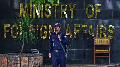 El papel de Pakistán en las negociaciones entre Irán y EE.UU. - Las mañanas de RNE | Escuchar