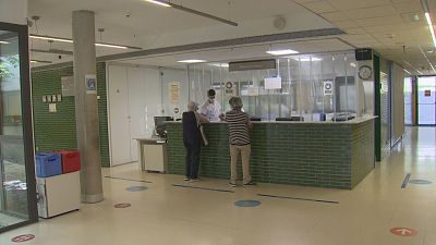 Allau de reaccions dels sanitaris per la reducció de l'activitat als hospitals a l'estiu | Anna Bañeres