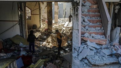 Alto al fuego en Gaza: "La tregua será muy frágil" - Las mañanas de RNE | Escuchar