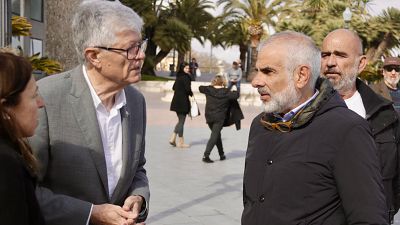 La decisió de Sánchez, el finançament i els pactes marquen els missatges electorals