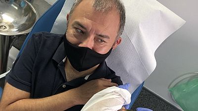 Tarde lo que tarde - Voluntario de la vacuna de la Covid19 - Escuchar ahora