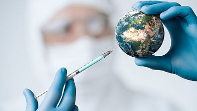 Por tres razones - ¿Tú te pondrías la vacuna contra la COVID-19? - 10/09/20 - escuchar ahora