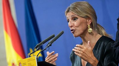 Díaz defiende las protestas en La Vuelta: "Somos un país ejemplar" - 24 horas fin de semana | Escuchar