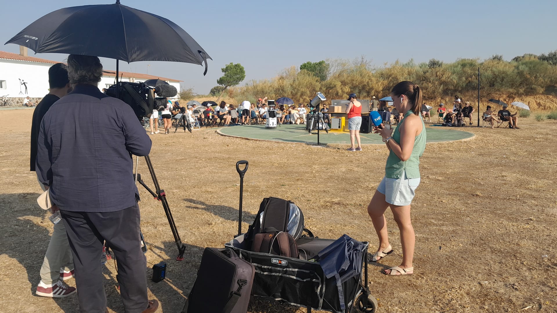 El equipo de RTVE en Monfragüe (Cáceres).