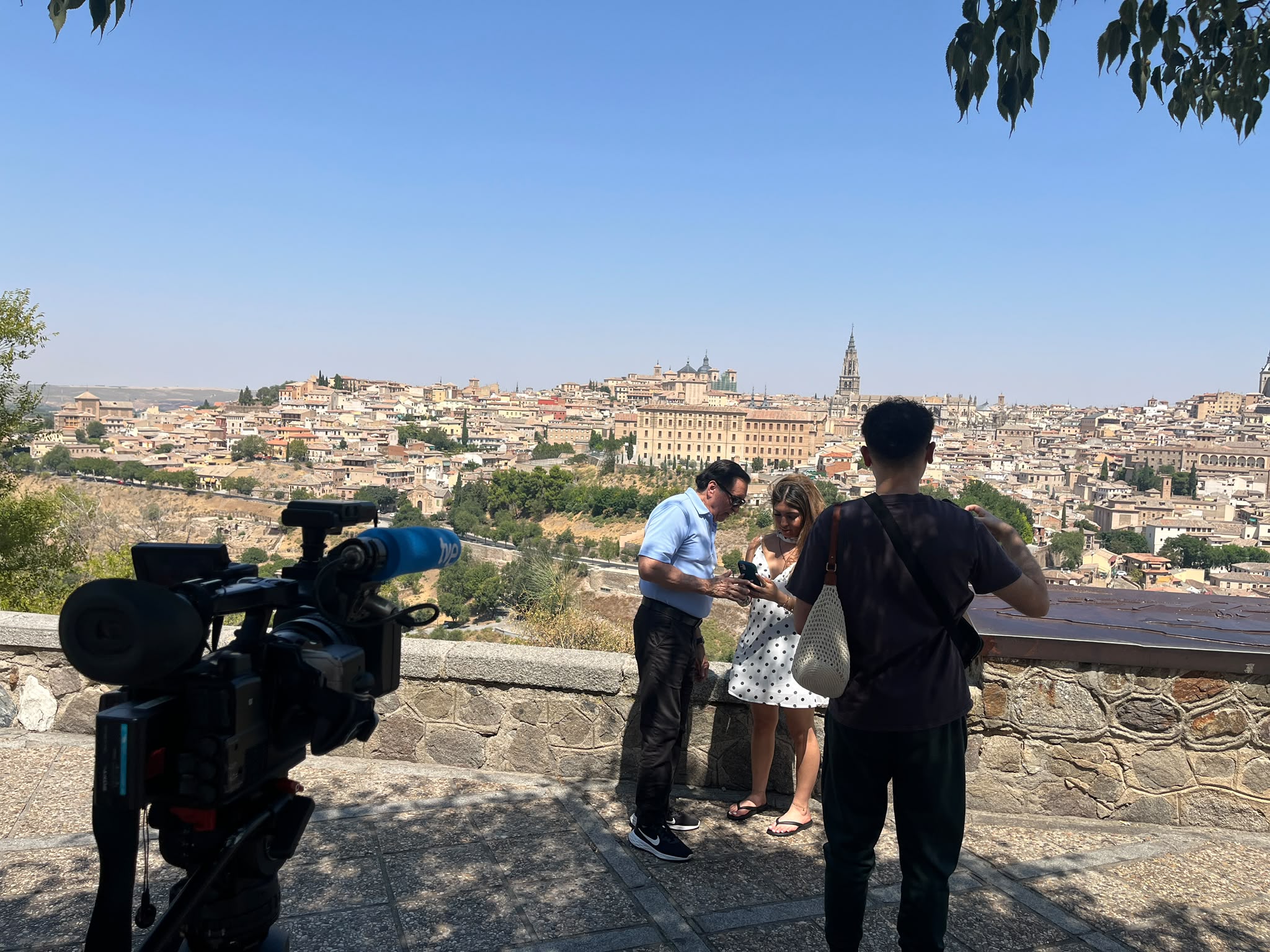 El equipo de RTVE en Toledo.