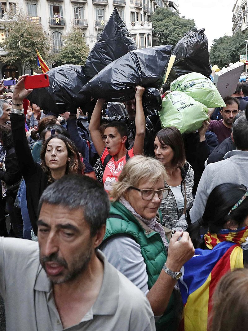 Noves concentracions a la setena nit de protestes
