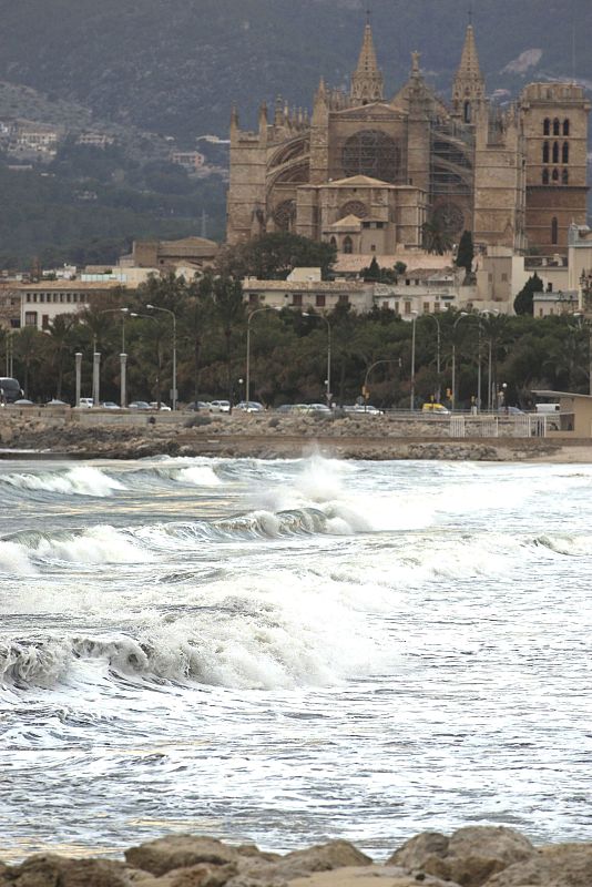 BALEARES TEMPORAL VIENTO LLUVIA