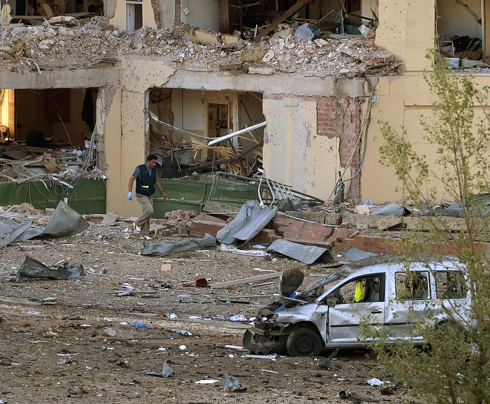 Atentado casa cuartel en Burgos