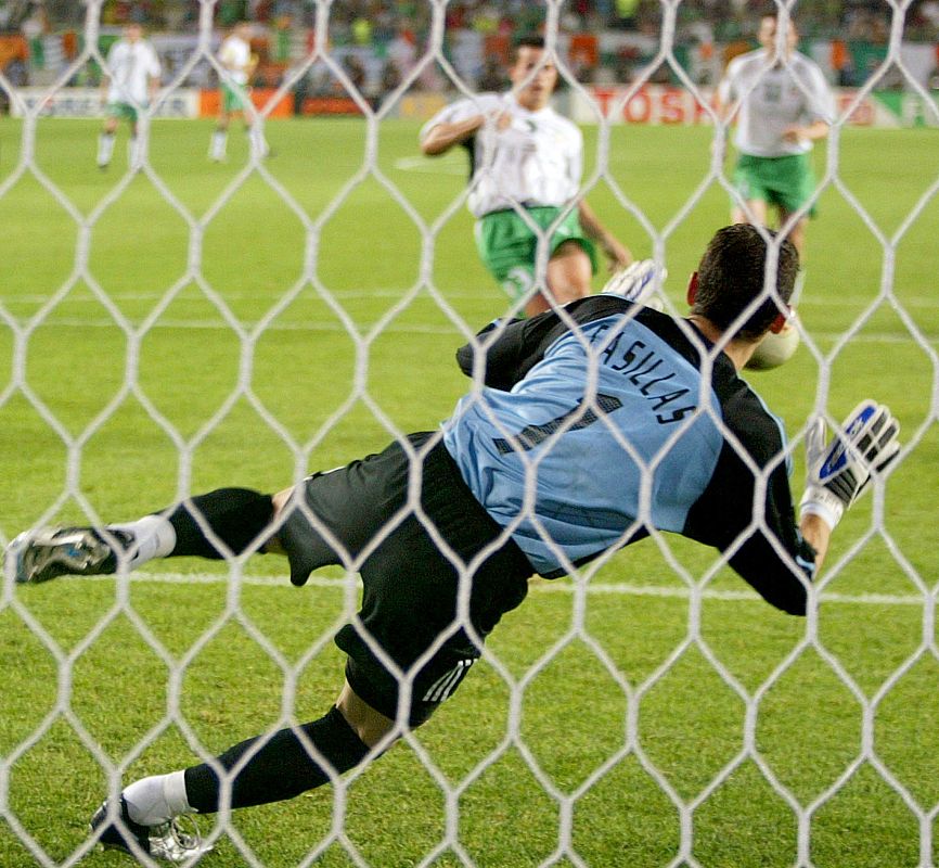 El portero de Móstoles vivió uno de sus mejores días ante Irlanda, a la que detuvo tres penaltis en un sólo partido.