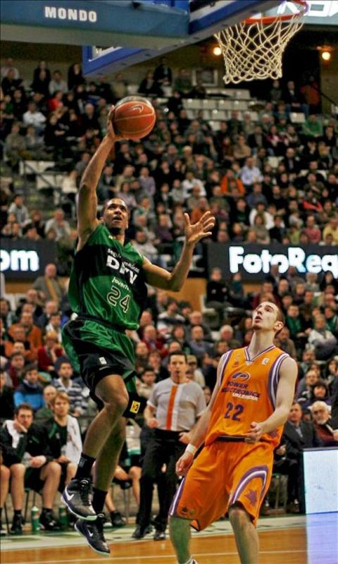 El escolta del DKV Joventut es uno de los jugadores más en forma de la Liga ACB. Si Tucker tiene su día, la 'Penya' también.