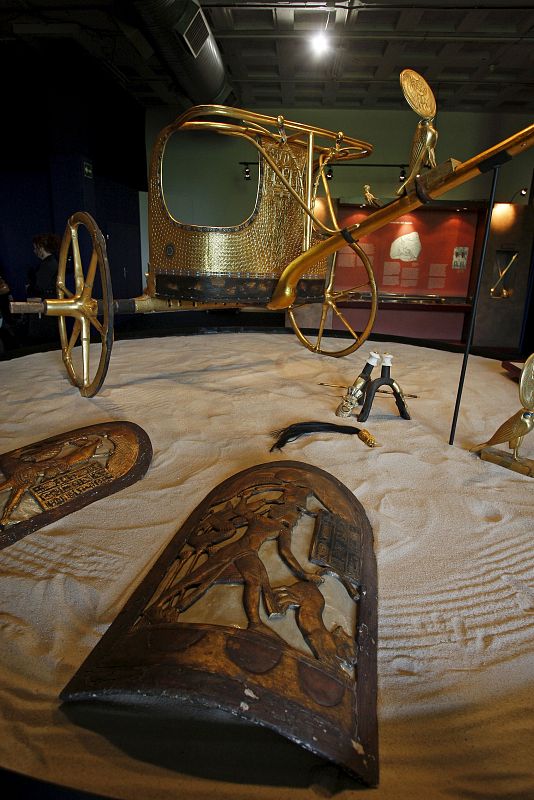 TUTANKHAMON-EXPOSICIÓN