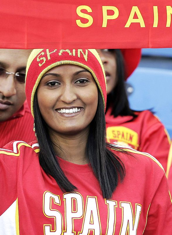 La colonia hindú de Sudáfrica también está apoyando a la "roja" por ser el equipo que más ilusiona en este Mundial.