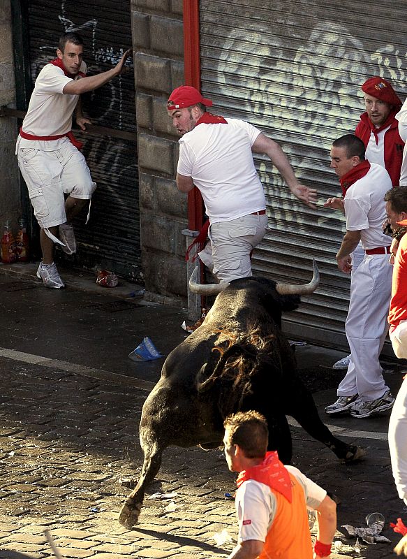 CUARTO ENCIERRO