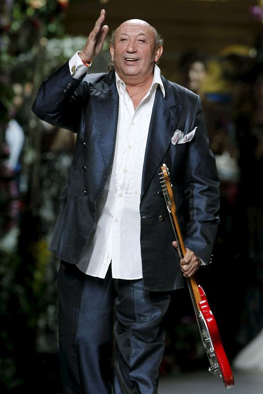 FRANCIS MONTESINOS