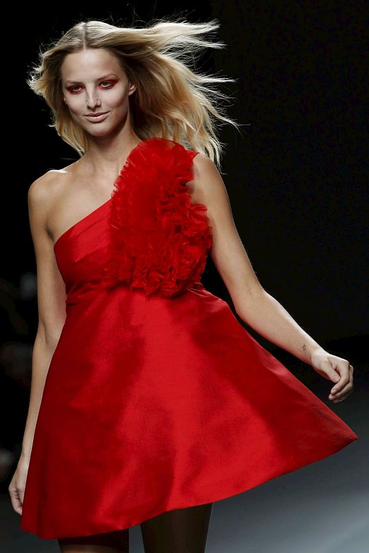 CIBELES MADRID FASHION WEEK- AMAYA ARZUAGA