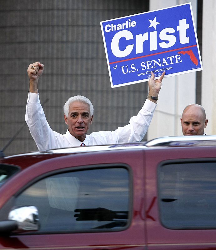El actual gobernador de Florida y candidato independiente al Senado, Charlie Crist, no ha dejado de hacer campaña en todo el día.