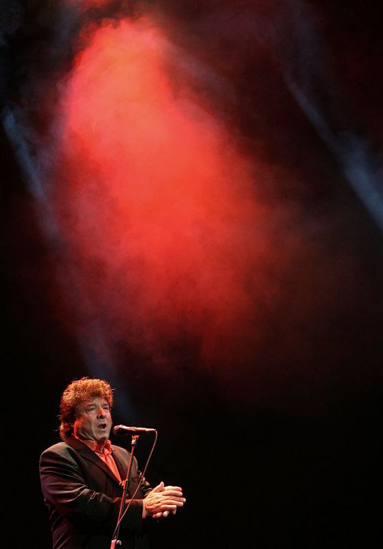 Enrique Morente ofrece un concierto en el festival de Cap Roig en Palafrugell, Girona. 14 de agosto de 2006