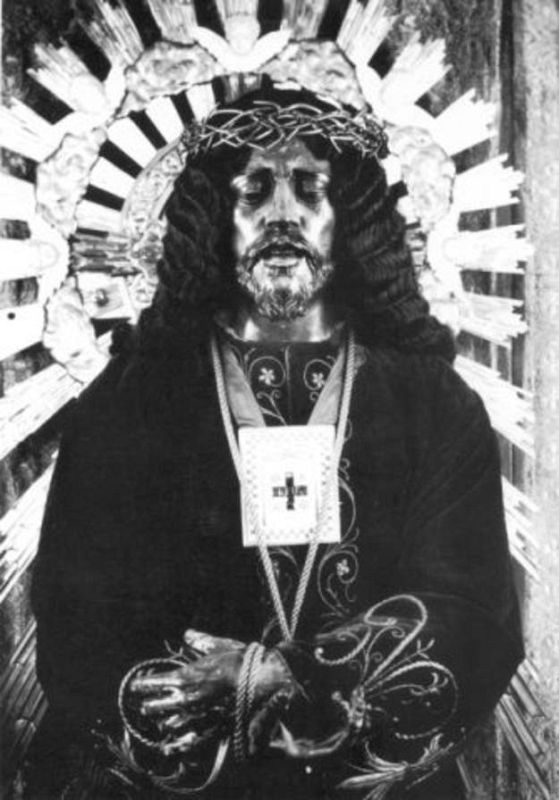 Paso del Cristo de Medinaceli en procesión (1940- 1957) Archicofradía Primaria de la Real e Ilustre Esclavitud de Nuestro Padre Jesús Nazareno de Medinaceli