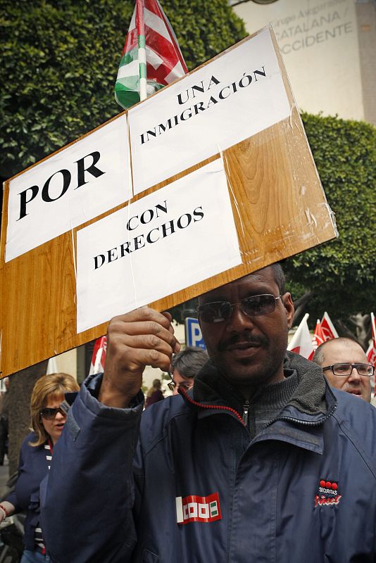 PROTESTA CONTRA LOS RECORTES DEL GOBIERNO