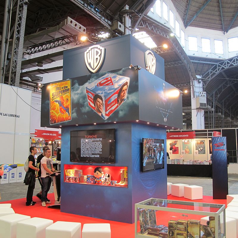Stand de Warner Bross dedicado a Superman