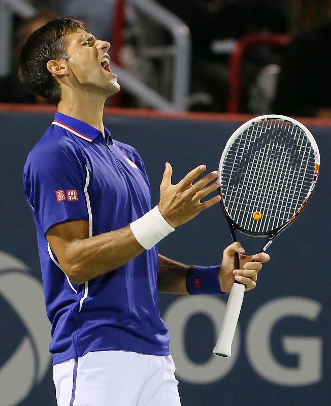 Novak Djokovic en un momento del partido que le enfrentó a Nadal en Montreal