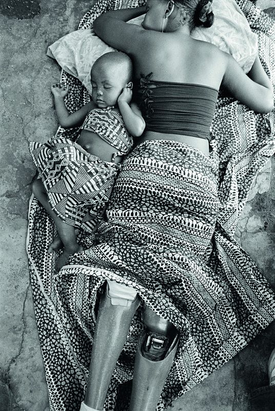 Sofía y Alia Massaca, Mozambique 2007