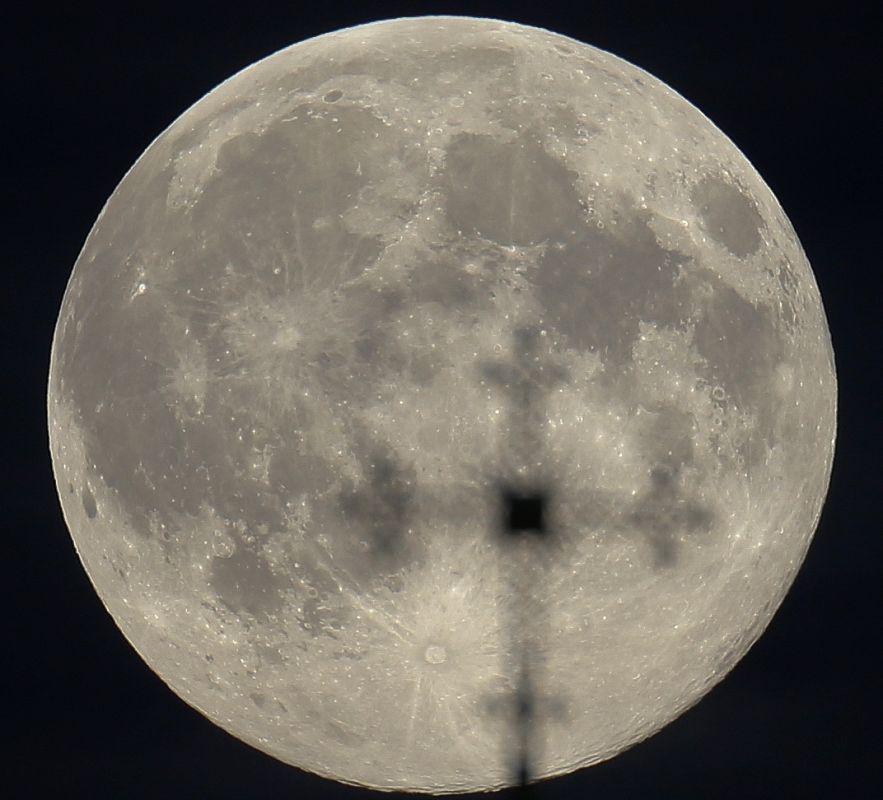 LA MAYOR SUPERLUNA DEL AÑO