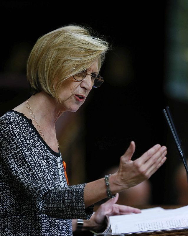La portavoz de UPyD, Rosa Díez, durante su intervención ha pedido la dimisión del presidente del Gobierno