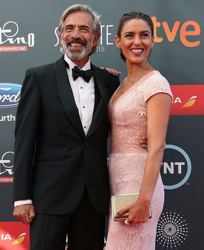 Los invitados llegan a la alfombra roja