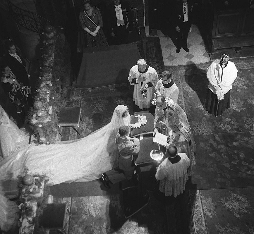Vista general de la boda del Príncipe Juan Carlos con Sofía de Grecia en 1962 en Atenas