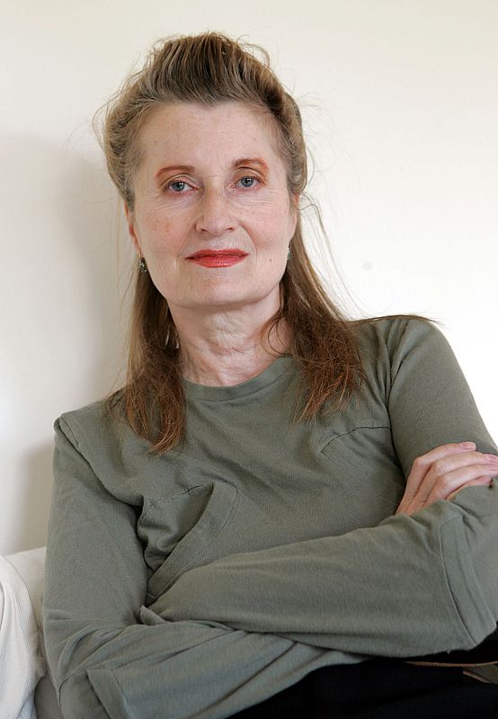 La austriaca Elfriede Jelinek recibió el Nobel en 2004