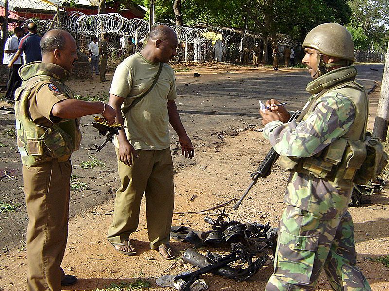 12 muertos en un ataque suicida en Sri Lanka