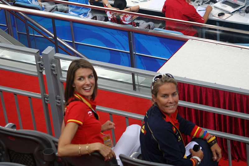 La princesa Letizia ha estado con el equipo español de gimnasia.