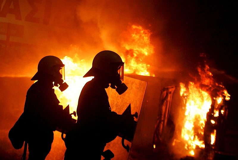 DISTURBIOS EN GRECIA TRAS LA MUERTE DE UN JOVEN DE 15 AÑOS