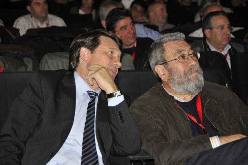 Antonio Gutiérrez, antiguo secretario general de CC.OO y Cándido Méndez, líder de UGT