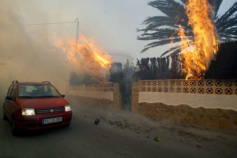 INCENDIO EN LA NUCIA, ALICANTE