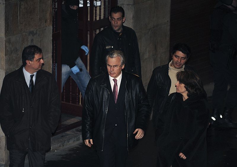 Garzón durante una operación en Bilbao
