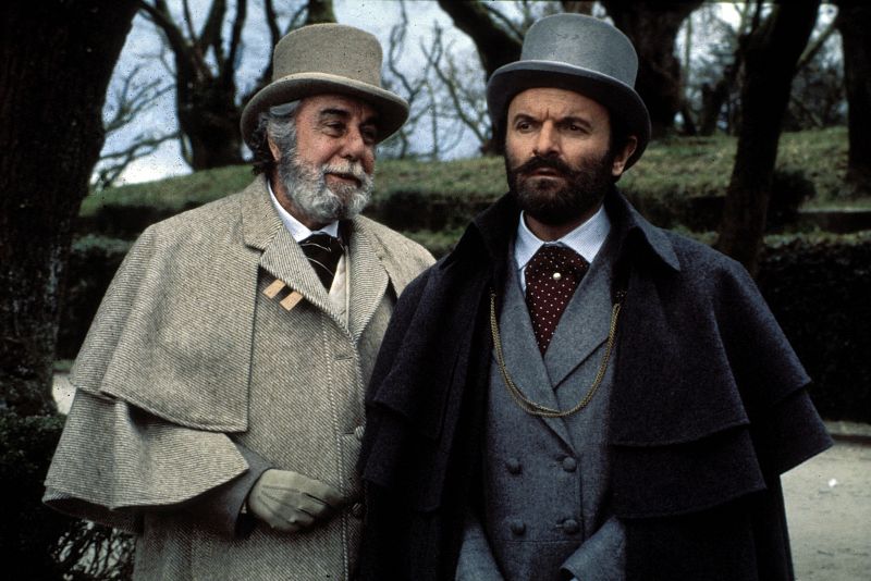 Fernando Rey y Omero Antonutti en sus personajes del Sr. de La lage y el Marqués de Ulloa
