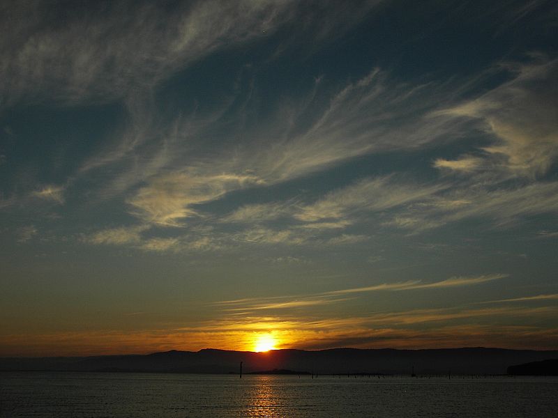 Puesta de sol en la Ría de Arousa, Pontevedra.(24/04/09)