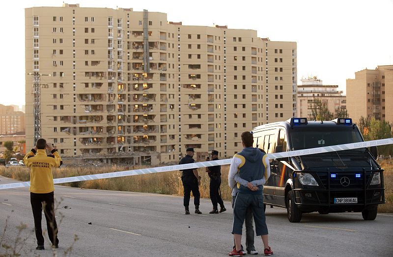 Más de 50 heridos por la explosión de un coche bomba en cuartel Guardia Civil