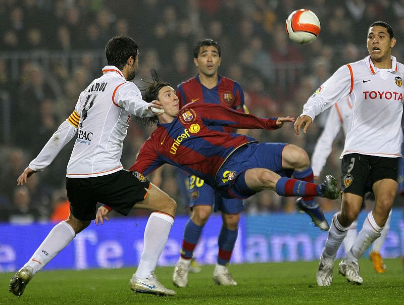 En la Liga, el delantero del Barcelona ha marcado goles de todos los colores