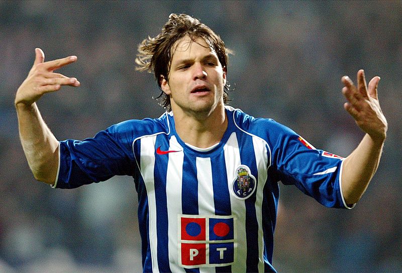 En 2004, Diego Ribas saltó a Europa, fichó por el Oporto