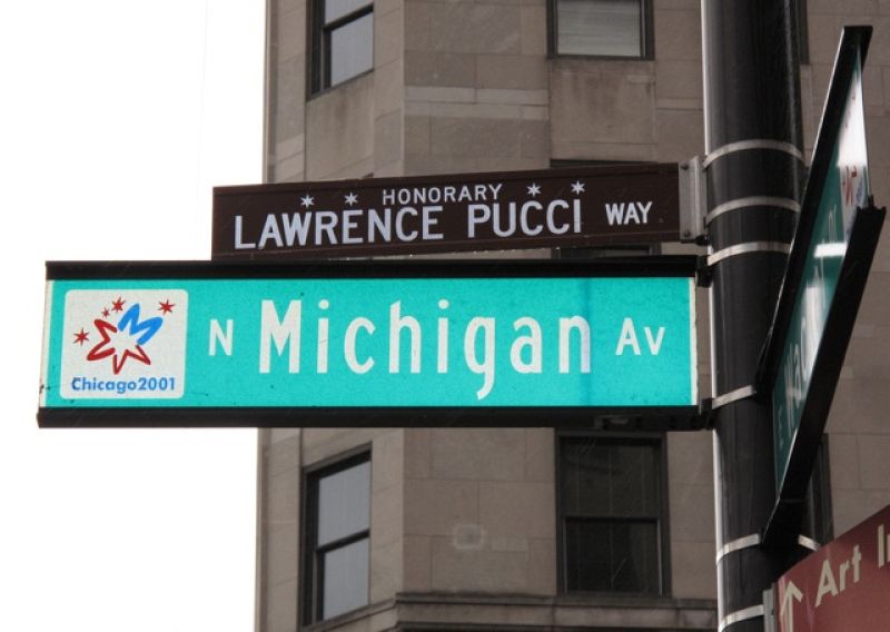 Un letrero en una calle de Chicago
