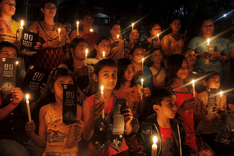 HORA DEL PLANETA EN BHOPAL, EN LA INDIA