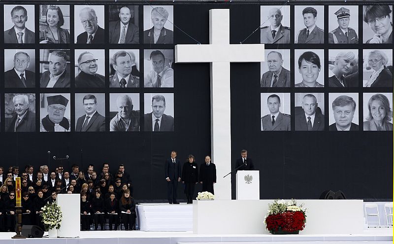 Poland's acting President Komorowski speaks during the commemoration service for late Polish President Lech Kaczynski and other plane crash victims at the Pilsudski square in Warsaw