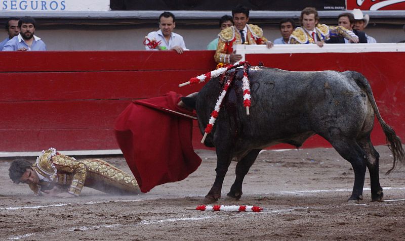 José Tomás, herido muy grave en la plaza mexicana de Aguascalientes