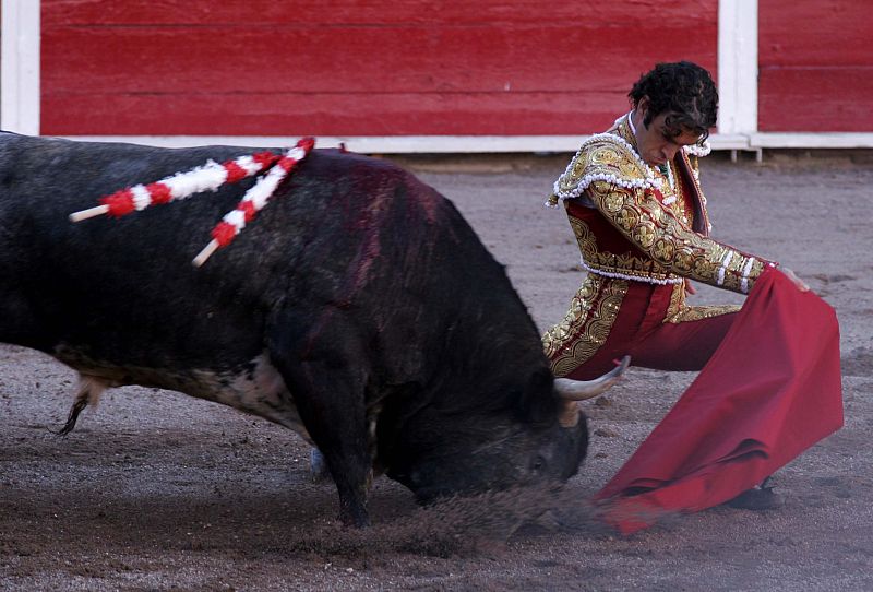 José Tomás, herido muy grave en la plaza mexicana de Aguascalientes