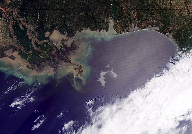 FUGA DE PETRÓLEO EN GOLFO DE MÉXICO