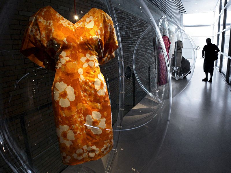 EXPOSICIÓN BALENCIAGA
