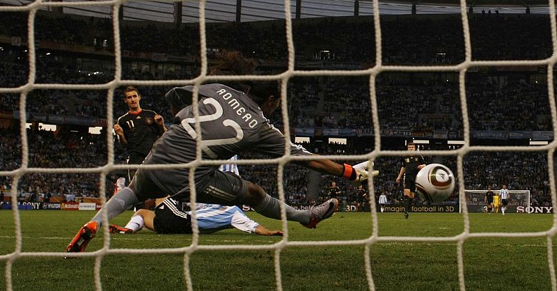 Klose marca de nuevo: ya es el segundo máximo goleador de la historia de los Mundiales